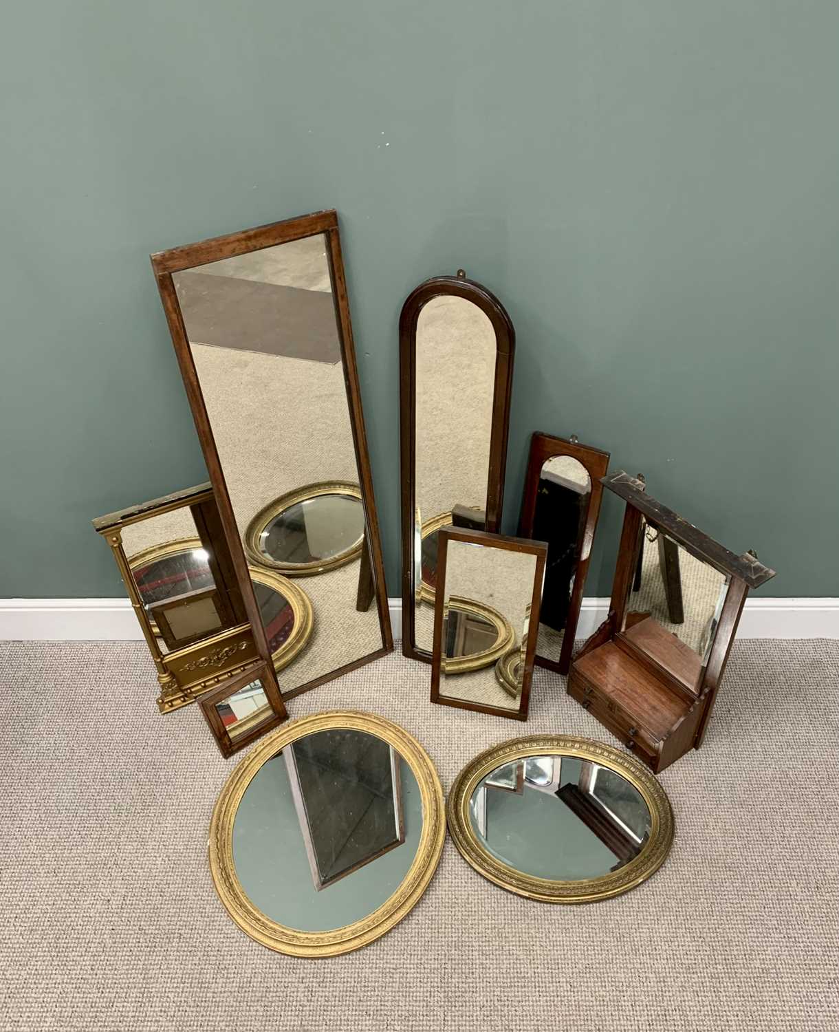 VINTAGE & LATER MIRRORS to include circular, gilt framed, wall/hall mirrors etc, 135cms H, 41cms W - Image 2 of 2