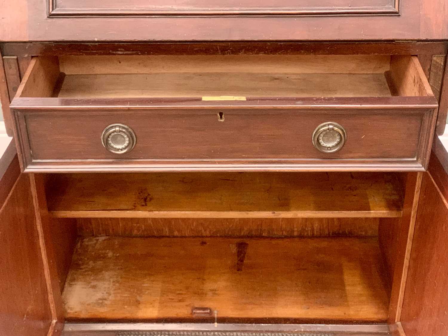 AN EDWARDIAN MAHOGANY BUREAU BOOKCASE having a twin door leaded-glass upper section over a fall - Image 10 of 12