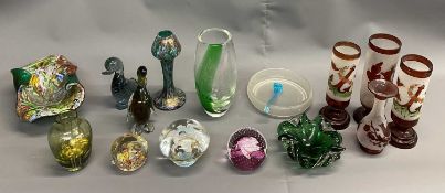 COLOURED GLASS ASSORTMENT, to include Caithness and Millefiori paperweights, other art pieces ETC