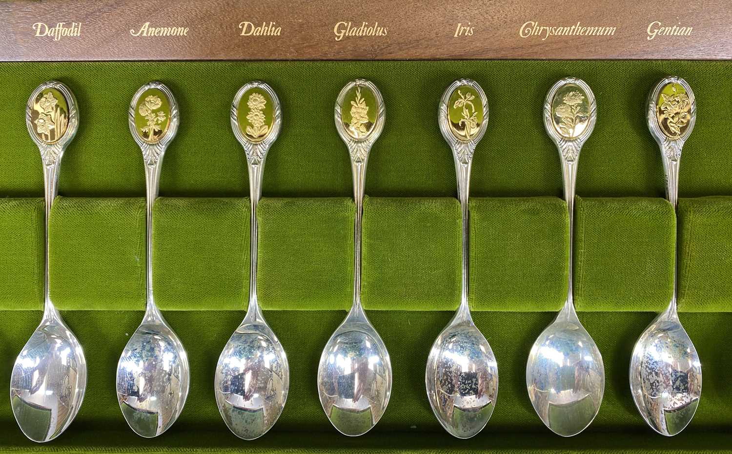 SET OF TWELVE JOHN PINCHES SILVER BOTANICAL SPOONS for the Royal Horticultural Society, Sheffield,