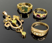 9CT, 12CT & OTHER GOLD VICTORIAN JEWELLERY x 4 to include an Art Nouveau-style peridot set