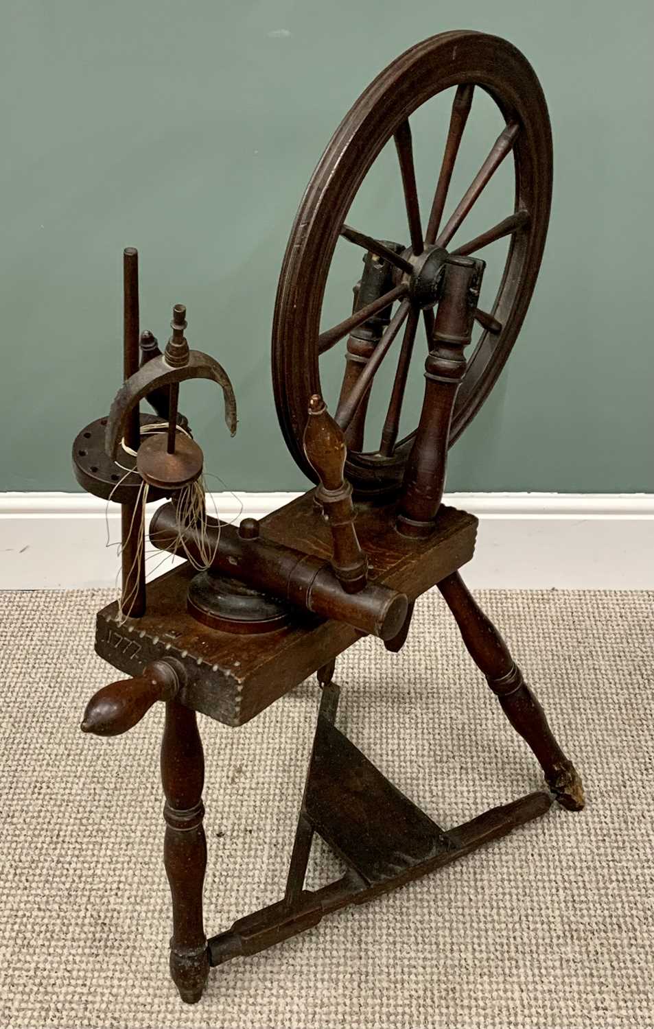 LATE 18TH CENTURY MIXED WOOD SPINNING WHEEL, 97cms overall H, 86cms W, 50cms max. D