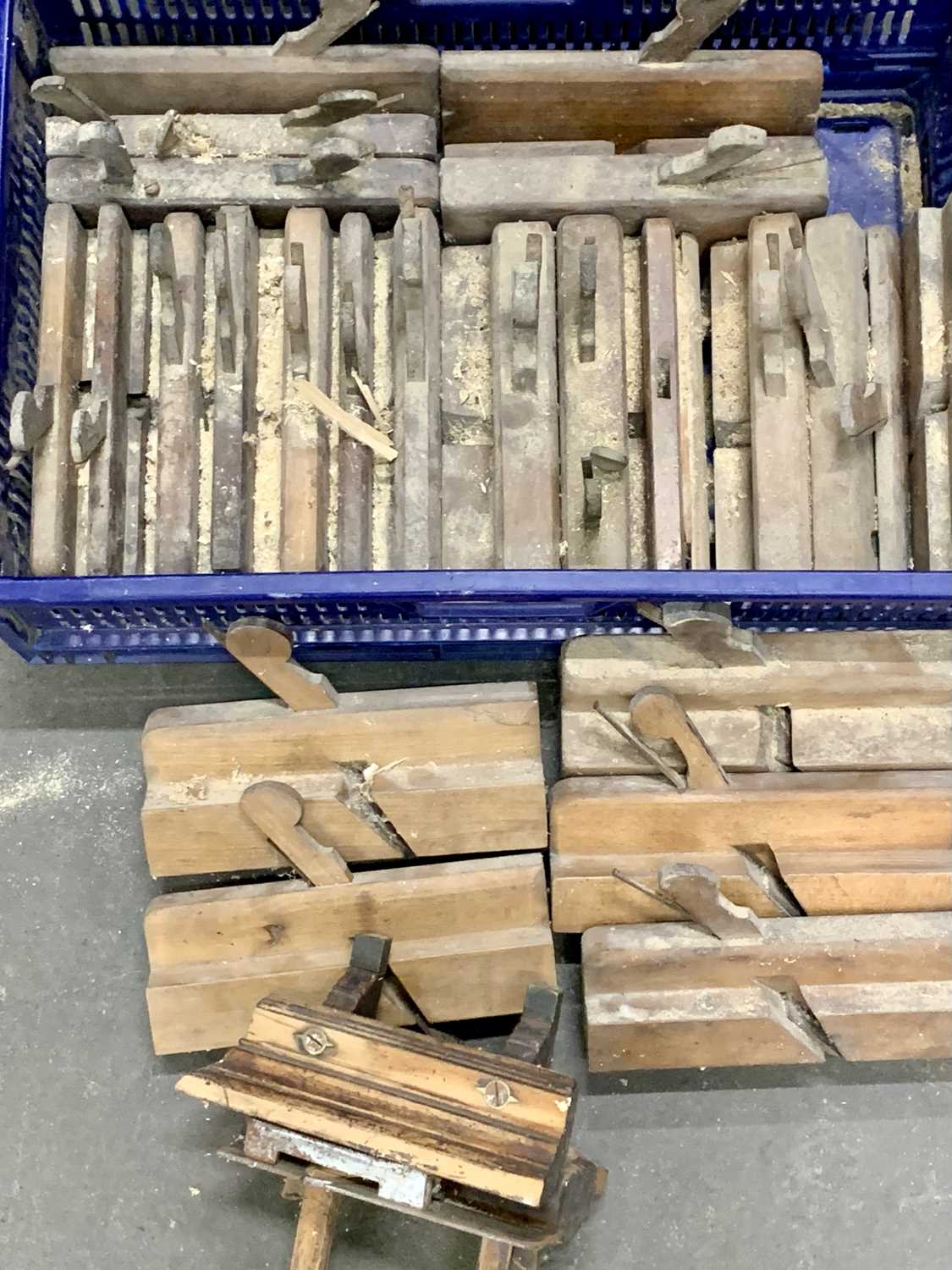 VINTAGE WOODWORKING TOOLS, including a mixed quantity of antique and later moulding / plough - Image 2 of 4