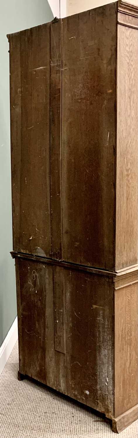 VICTORIAN OAK BOOKCASE CUPBOARD OF SLIM PROPORTIONS, having a single glazed door top with adjustable - Image 5 of 5