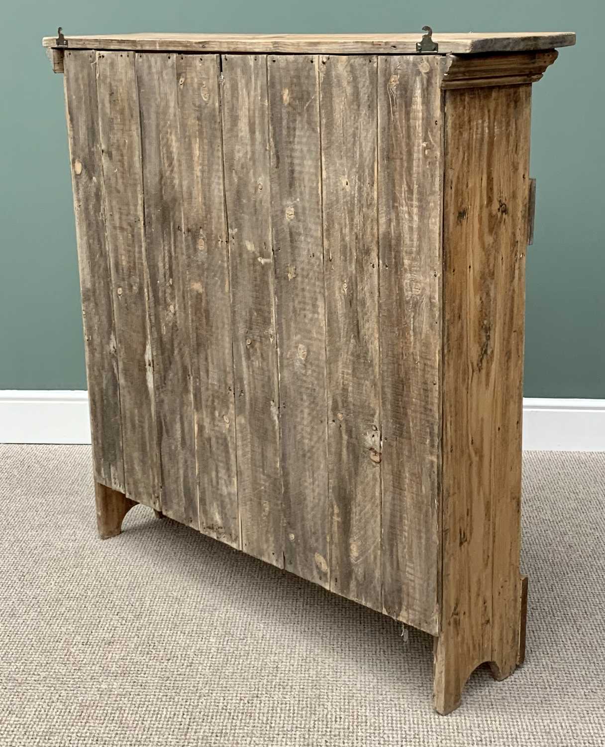 VINTAGE STRIPPED PINE BOOKCASE, with upper shelf single drawer box and shaped front apron, 125cms H, - Image 4 of 4