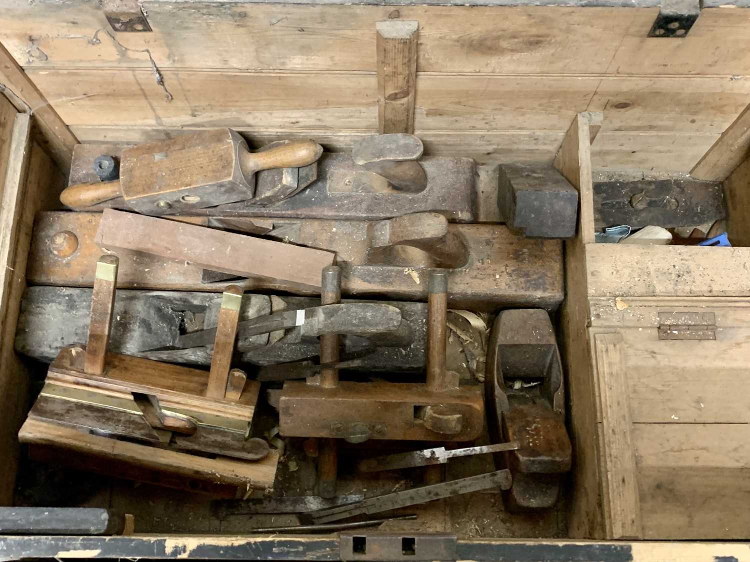 VINTAGE PINE TOOLBOX & CONTENTS, including plough, block and other woodworking planes, gauges ETC, - Image 3 of 5