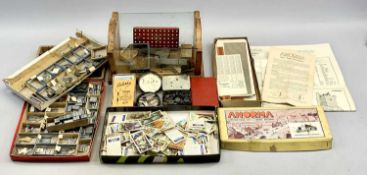 COLLECTABLES INCLUDING METAL PRINTER'S LETTERS, CIGARETTE CARDS, ANORMA VINTAGE CONSTRUCTION SET