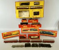 BOXED TRIANG RAILWAYS OO TRAIN SET, with Princess Elizabeth locomotive and tender, 2 x carriages and