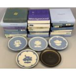 WEDGWOOD MOTHER'S DAY PLATES, A COLLECTION OF 31 RUNNING FROM 1971-2000, mainly boxed