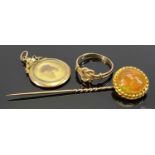 THREE 9CT GOLD & OTHER VICTORIAN AND LATER JEWELLERY to include a double twist knot ring, trace