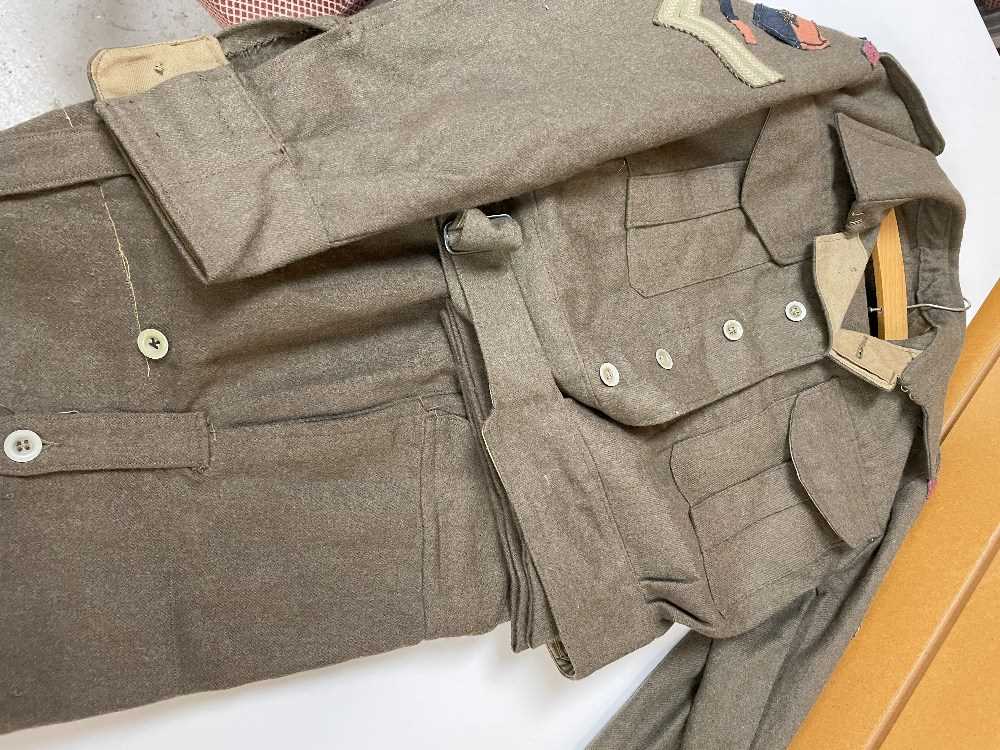 THE MILITARY CLUB HOUSE: VINTAGE BRITISH ARMY UNIFORM ITEMS & BELTS including belt with 48 - Image 10 of 27