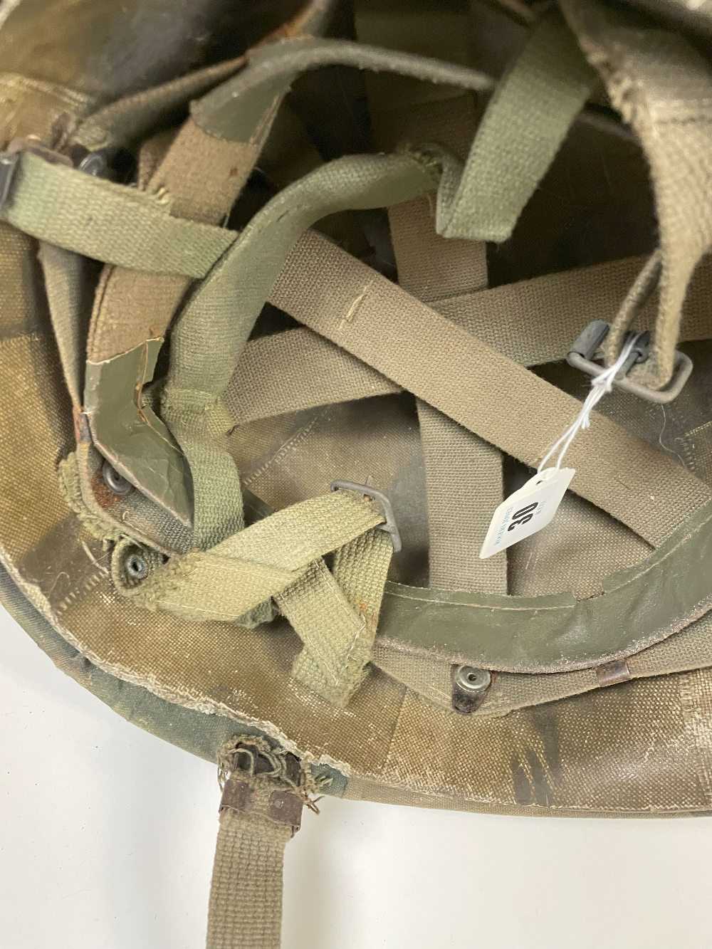 THE MILITARY CLUB HOUSE: A 1982 ARGENTINE INFANTRY HELMET FROM THE FALKLANDS CONFLICT with - Image 8 of 10