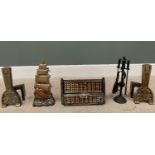 VINTAGE & LATER FIRESIDE GOODS, A MIXED GROUP, comprising a pair of firedogs, 34cms H, fire front,