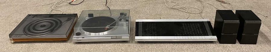 BANG & OLUFSEN OF DENMARK BEOMASTER 1700 SOUND SYSTEM INCLUDING TURNTABLE, pair of Beovox C40