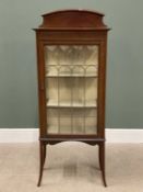 EDWARDIAN BOXWOOD STRUNG SINGLE DOOR CHINA DISPLAY CABINET, arched top-rail, the leaded glazed