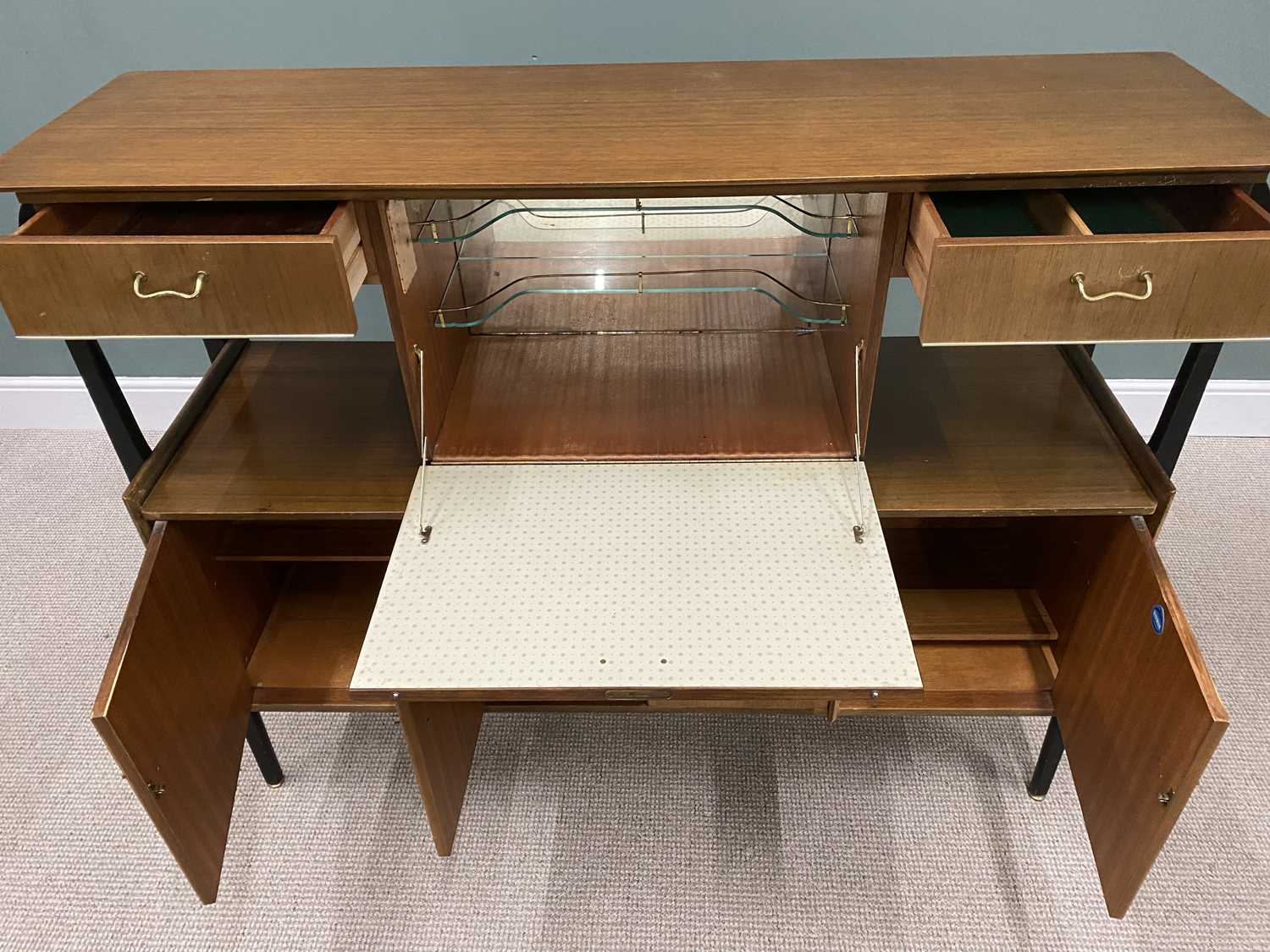 MID-CENTURY NATHAN BRAND DINING ROOM SIDEBOARD & REPRODUCTION MAP TOP COFFEE TABLE, the top part - Image 2 of 3