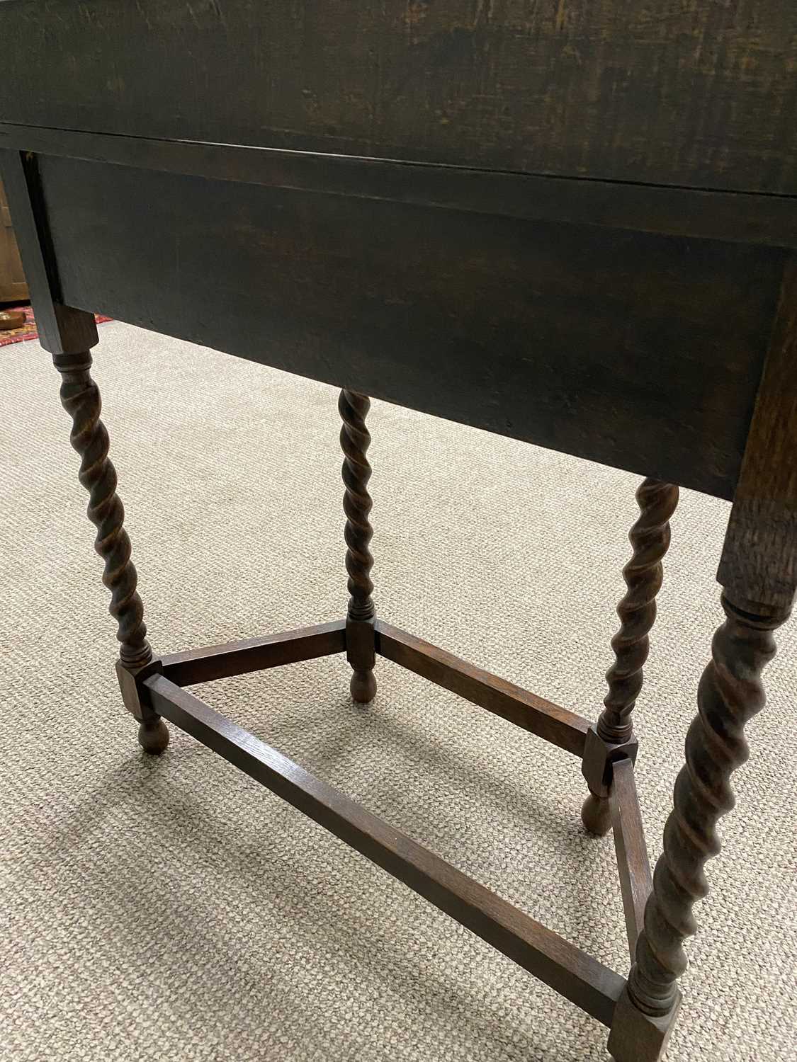 VINTAGE OAK RAILBACK HALF MOON HALL TABLE, single central frieze drawer with turned wooden knobs and - Image 3 of 3