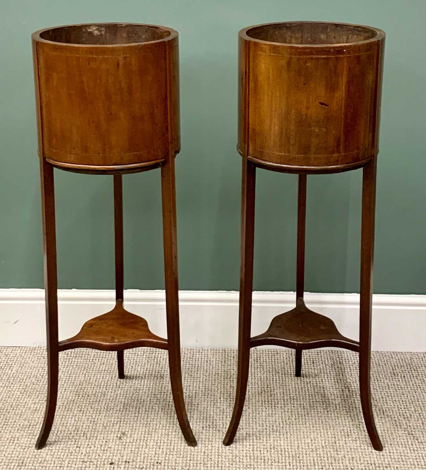 A PAIR OF MAHOGANY CIRCULAR JARDINIERE STANDS circa 1900 having boxwood stringing, on three - Image 2 of 3