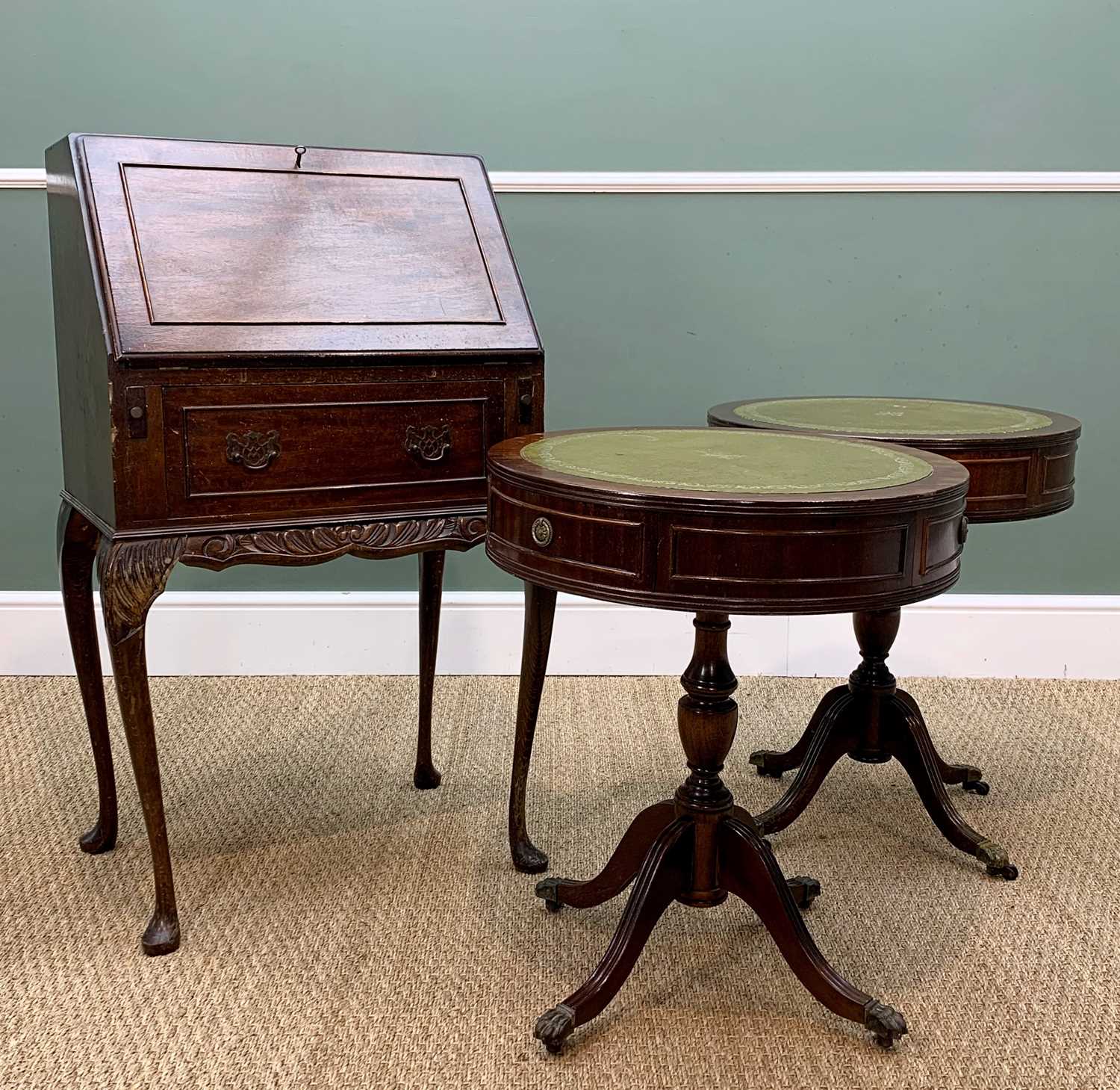 ASSORTED OCCASIONAL FURNITURE to include, D-end dining table with centre leaf and metal slides, 70. - Image 2 of 16