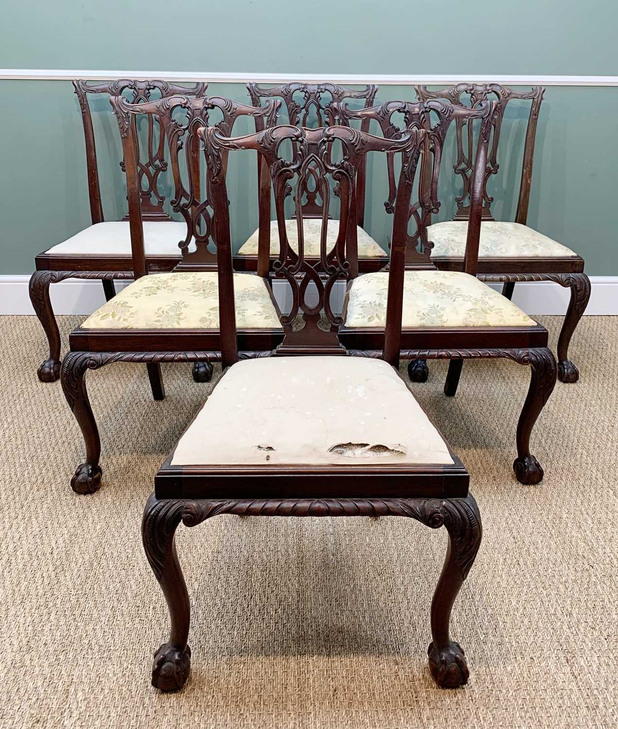 HARLEQUIN SET OF TWELVE DINING CHAIRS early 20th C. comprising eight Chippendale style mahogany - Image 3 of 10