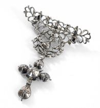 MID-18TH C. FLEMISH SILVER & DIAMOND 'CROIX A LA JEANETTE' BROOCH, floral filigree papillon clip set