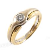 18CT WHITE & YELLOW GOLD DIAMOND RING, the single stone measuring 0.25cts approx., ring size P 1/
