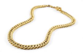 18CT GOLD CURB LINK NECKLACE, 39.5cms long, 26.4g
