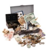 ASSORTED COINS & BANKNOTES including good quantity of loose circulated GB and All World coins,