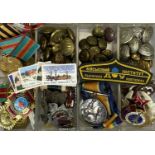 INTERESTING MIXED COLLECTION INCLUDING BRITISH WAR MEDALS, SOVIET / RUSSIA MEDALS, GWR & OTHER