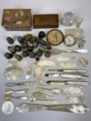 GAMES, SEWING & OTHER COLLECTABLES GROUP, lot includes a quantity of mixed metal thimbles, including