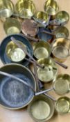 COLLECTION OF VICTORIAN & EARLIER BRASS AND COPPER SAUCEPANS AND SKILLETS ETC, 18 total