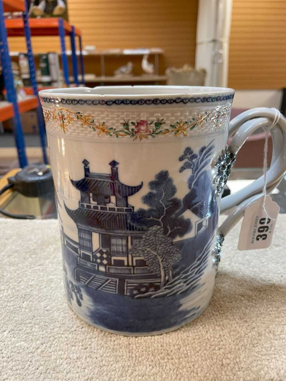 LARGE CHINESE EXPORT BLUE & WHITE TANKARD, Qianlong, painted with a river landscape with - Image 13 of 20