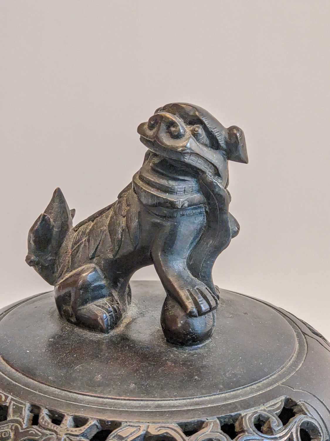 CHINESE ARCHAISTIC BRONZE CENSER, Xuande 4-character seal mark, 19th Century, the pierced domed - Image 3 of 20