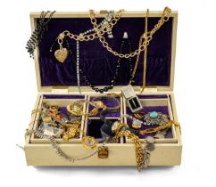 JEWELLERY BOX & CONTENTS including gents watches comprising Pulsar, Lorus, Sekonda, military