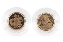 TWO ELIZABETH II GOLD HALF SOVEREIGNS, 2005 and 2006, proof, COAs, boxed and capsules, each 3.9g (2)