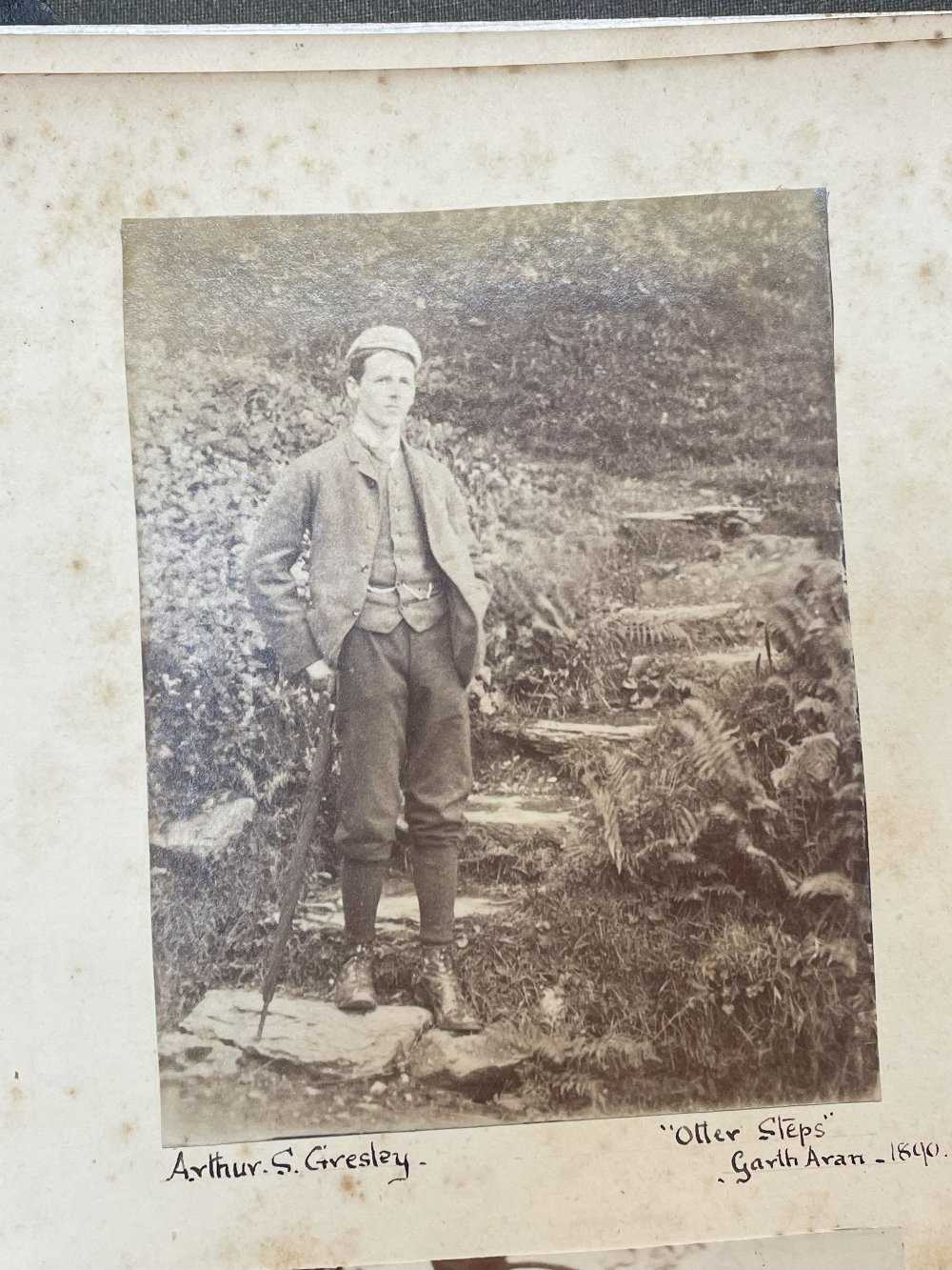 LARGE VICTORIAN PHOTOGRAPH ALBUM & CONTENTS comprising late 19th century photographs of North Wales, - Image 7 of 22