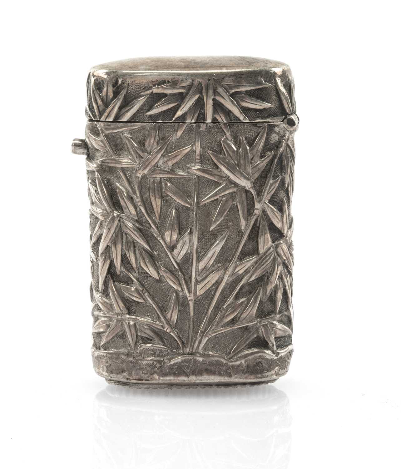 LATE 19TH C. CHINESE SILVER VESTA CASE, style of Wang Hing, embossed bamboo decoration, 4.3cms h