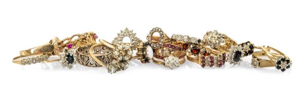 TWENTY 9CT GOLD RINGS of various design set with assorted semi-precious stones (AF), 46.0gms