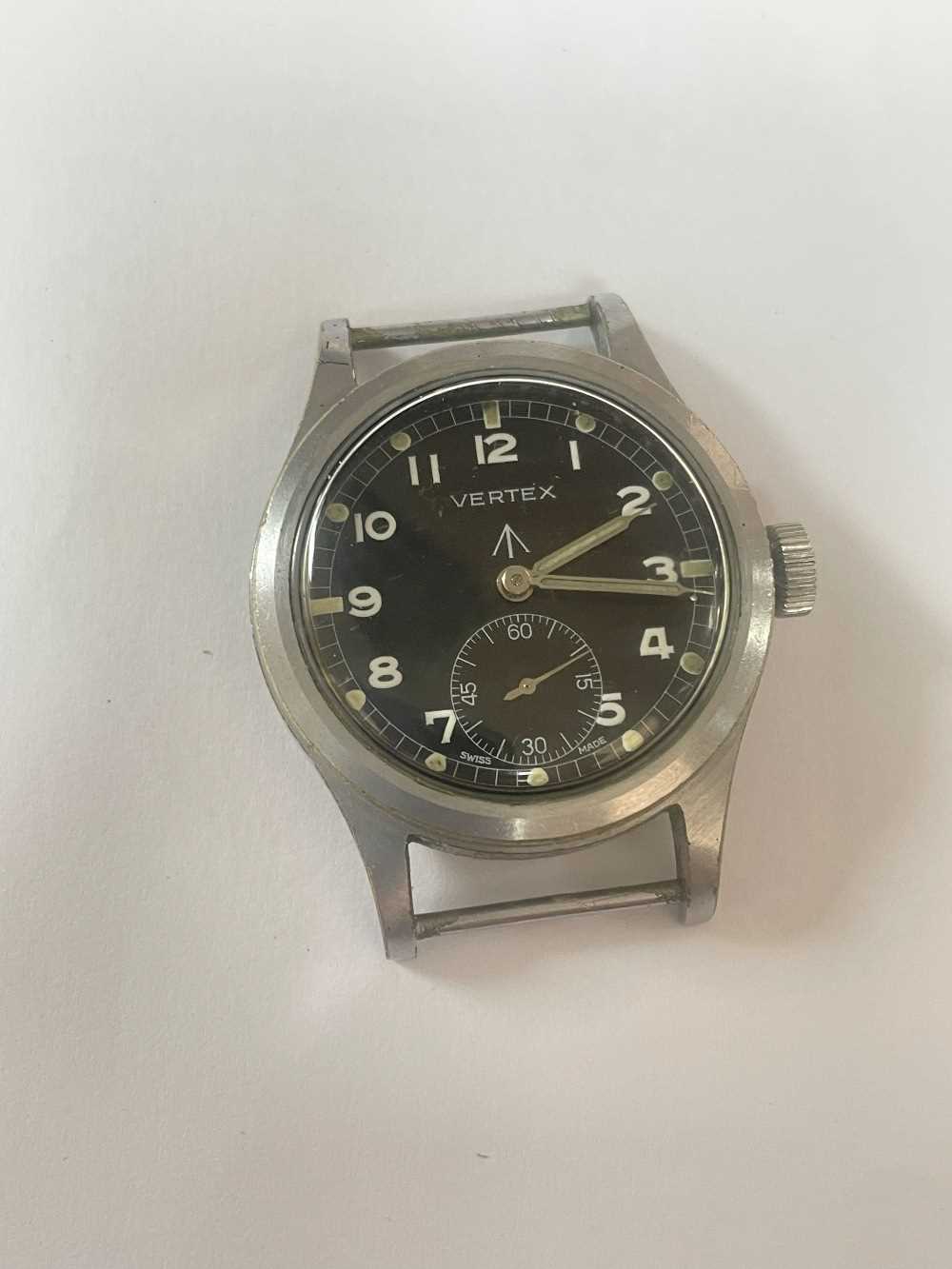 VERTEX WORLD WAR II MILITARY WRISTWATCH, one of the famous 'Dirty Dozen' collection, the black - Image 8 of 10