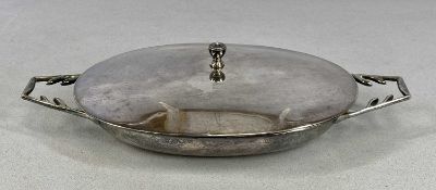 STYLISH SILVER PLATED ENTREE DISH & COVER, Maker's stamp 'Benson' to the base, 33cms across