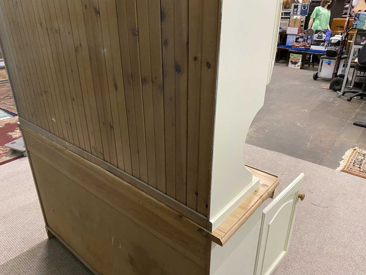 REPRODUCTION PINE PAINTED KITCHEN DRESSER, having glazed twin upper cupboards flanking a central - Image 4 of 4