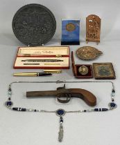 19TH CENTURY PERCUSSION POCKET PISTOL & SMALL COLLECTABLES the pistol with screw off octagonal