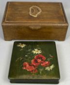 VINTAGE MAHOGANY TRINKET BOX, the hinged cover with inlaid motif and with mirrored underside,