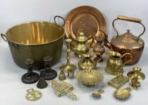 BRASS & COPPER WARE including heavy brass two-handled jam pan, 37cms H, circular copper kettle,