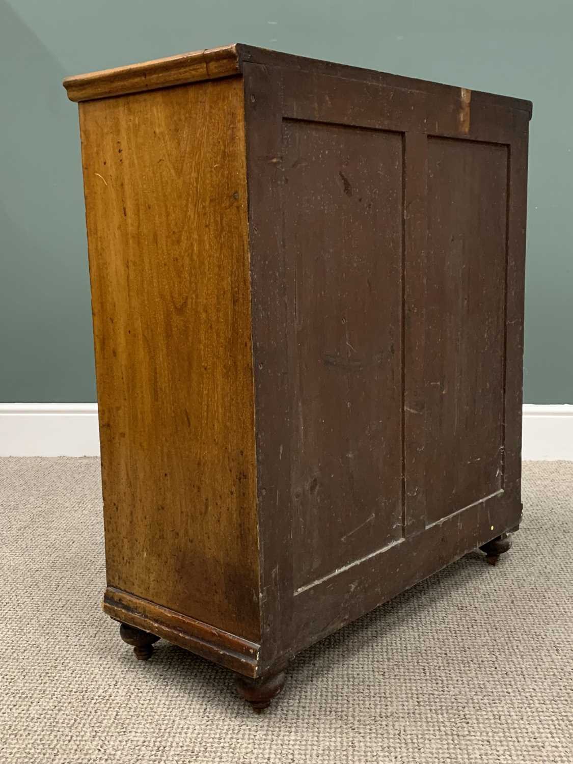 UNUSUAL MAHOGANY MULE CHEST CIRCA 1900, the hinged lidded top opening to reveal a four-section - Image 8 of 8