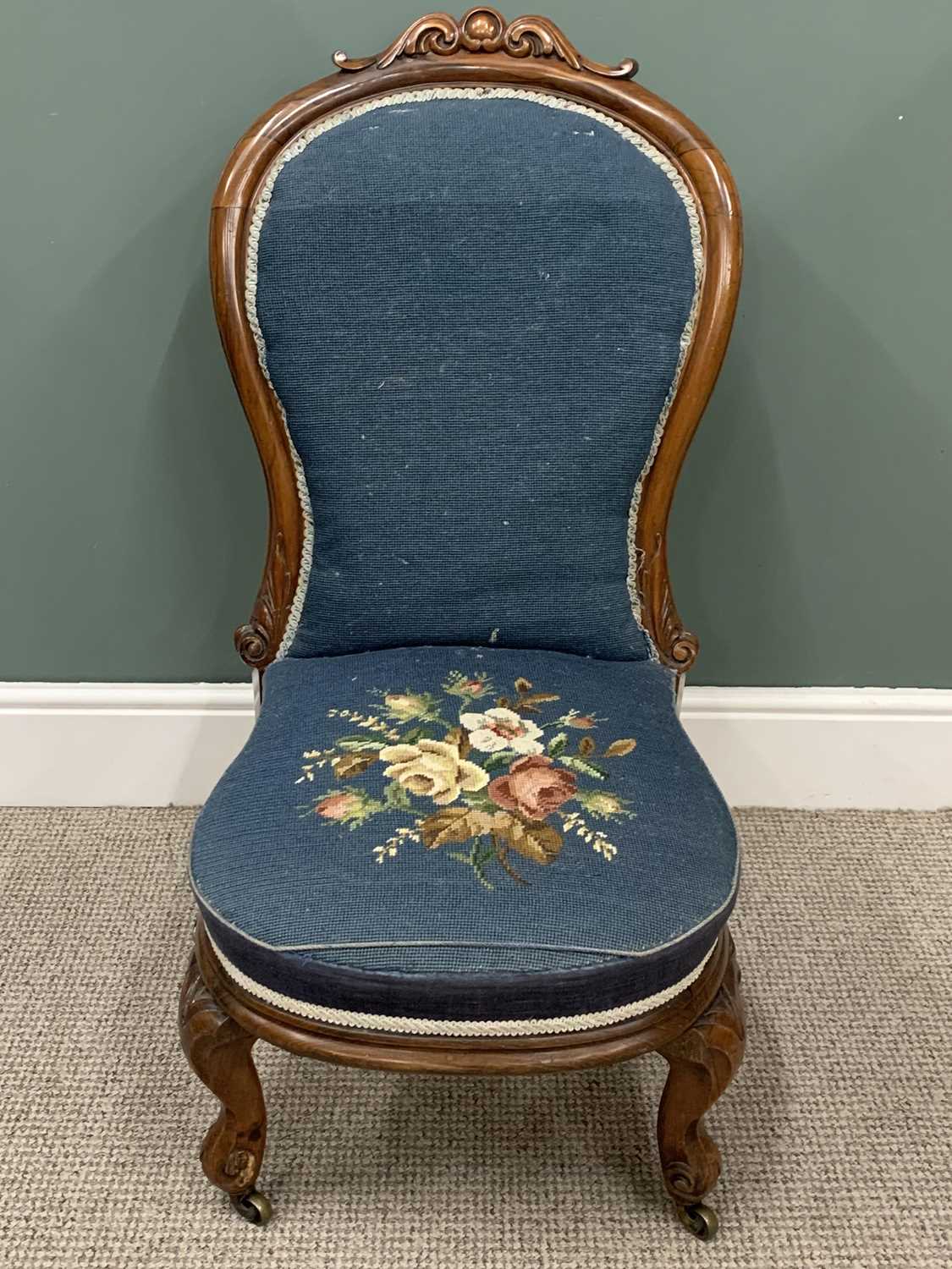 VICTORIAN ROSEWOOD SPOON BACK PARLOUR CHAIR, with tapestry upholstered seat, having leaf carved - Image 2 of 3