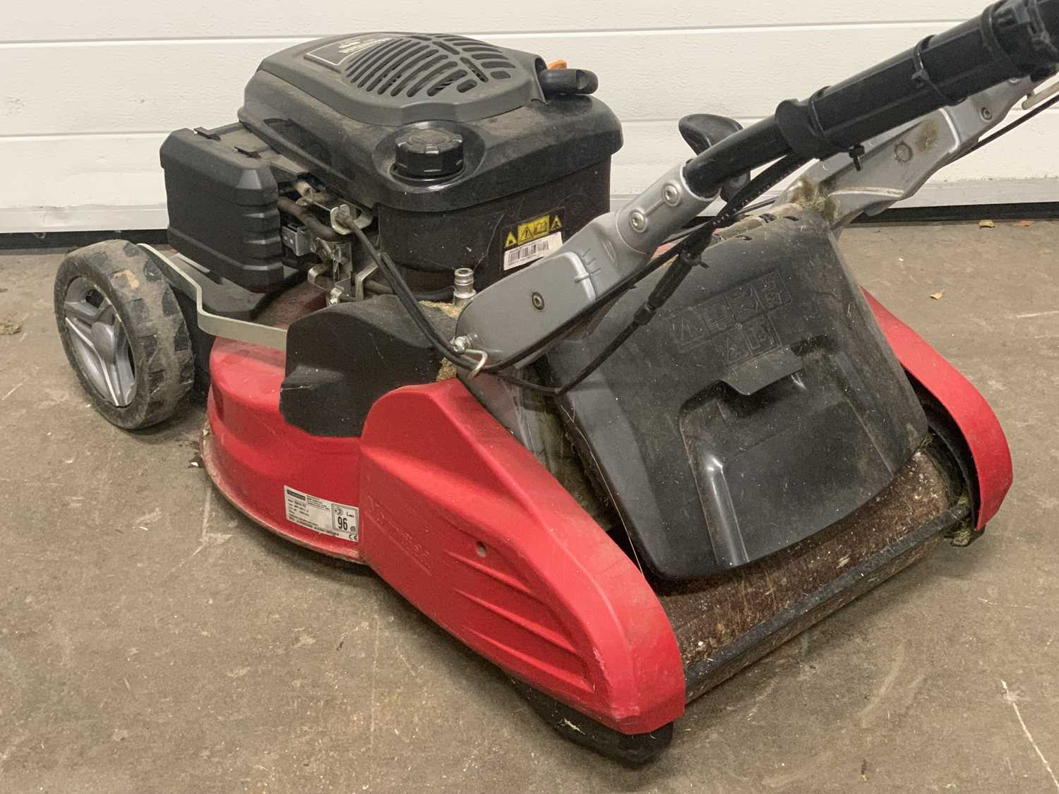 PETROL LAWN MOWER: MOUNTFIELD S501R PD Provenance: deceased estate Conwy - Image 3 of 3