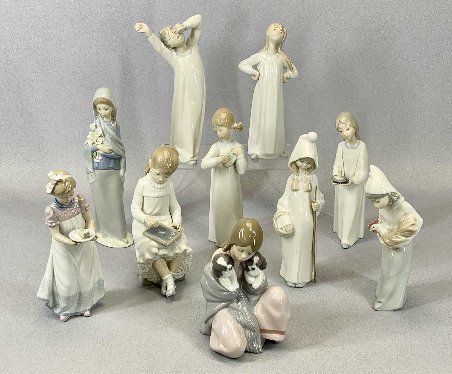 TEN LLADRO FIGURINES, YOUNG CHILDREN, 24cms H (the tallest) Provenance: private collection Conwy - Image 2 of 2