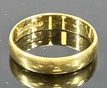 18CT YELLOW GOLD WEDDING BAND, size S, 3.9g Provenance: private collection Denbighshire
