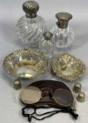 MIXED COLLECTION OF ANTIQUE & LATER LADIES DRESSING TABLE ITEMS AND OTHER ITEMS, including a